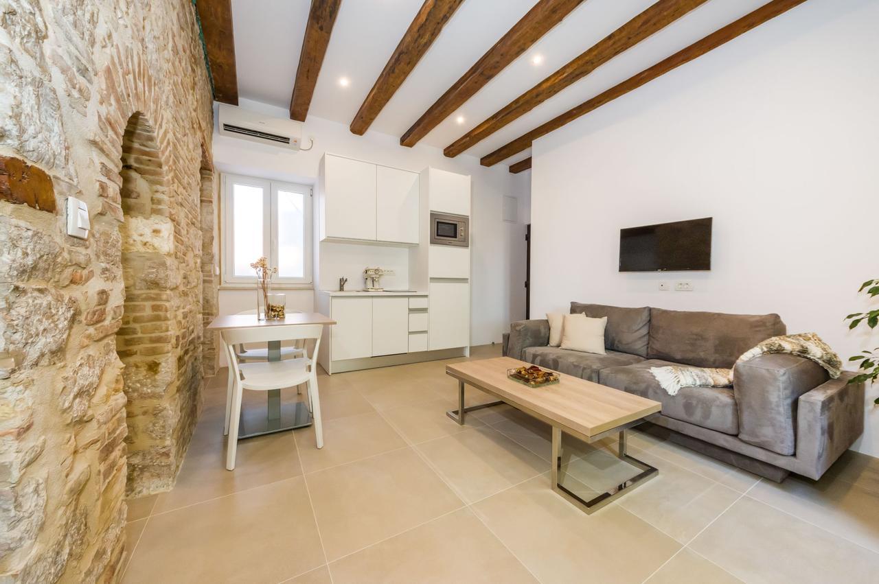 Kostela Luxury Suite By Belmont Realty Zara Esterno foto